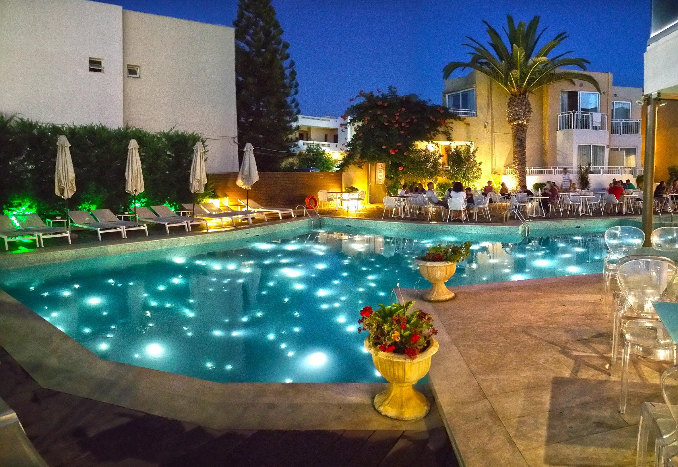 Nefeli Hotel Платанес Экстерьер фото